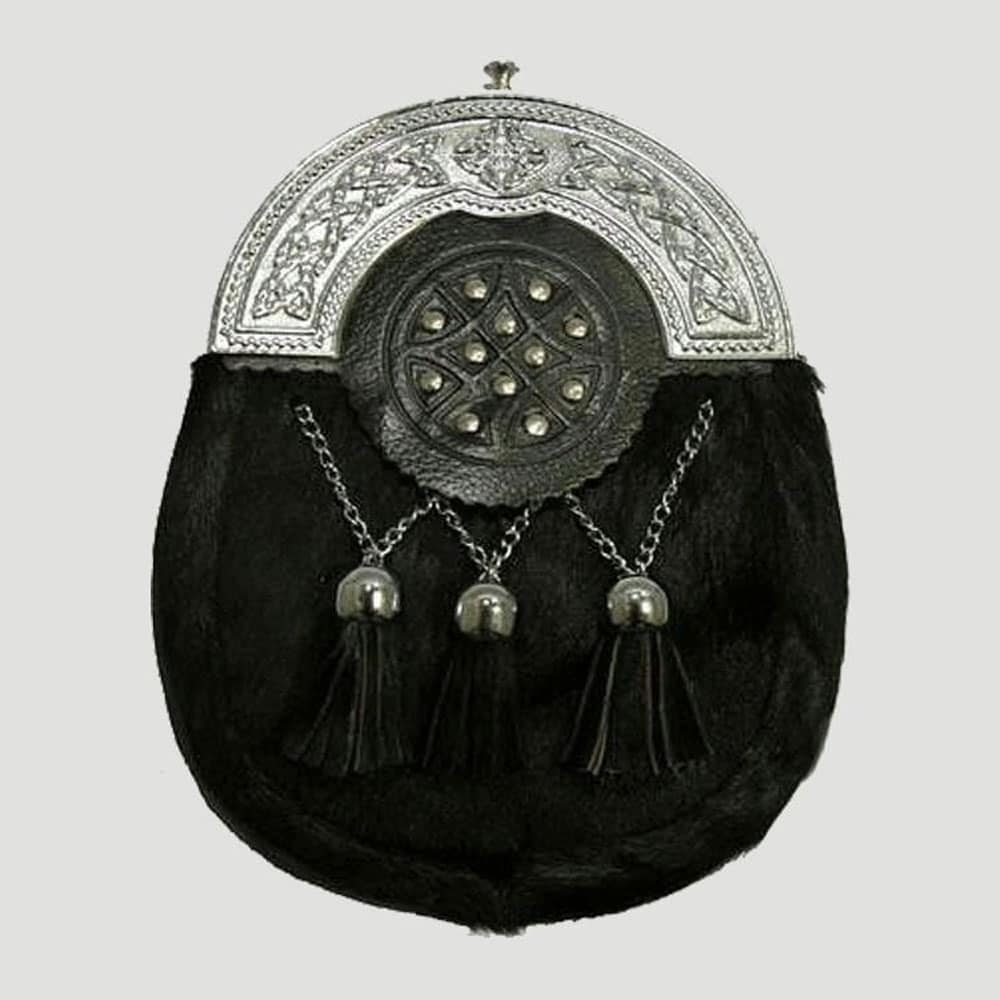 Chrome Plain Celtic Studded Black Calfskin Sporran image 0