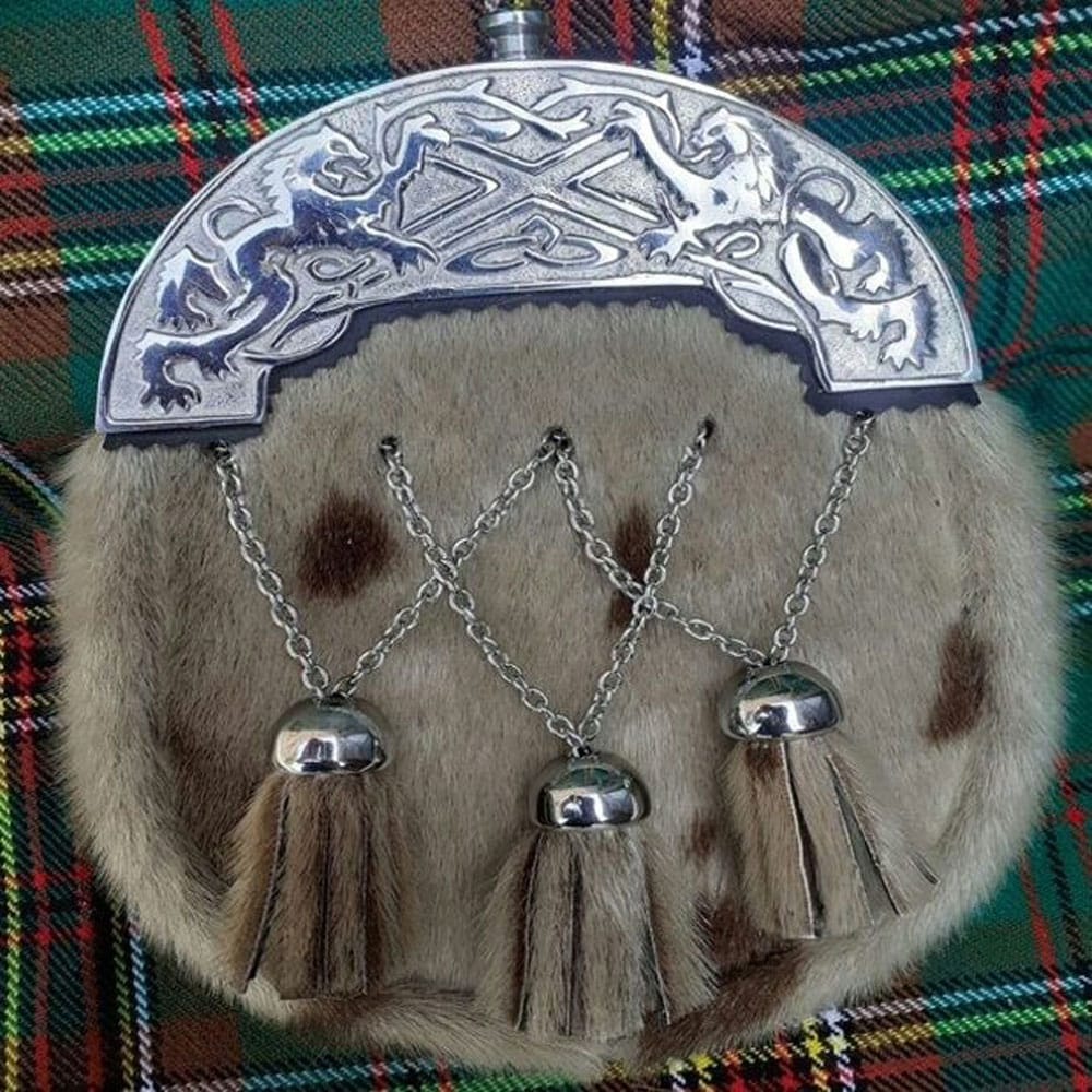 Celtic Cantle Full Dress Sporran image 0