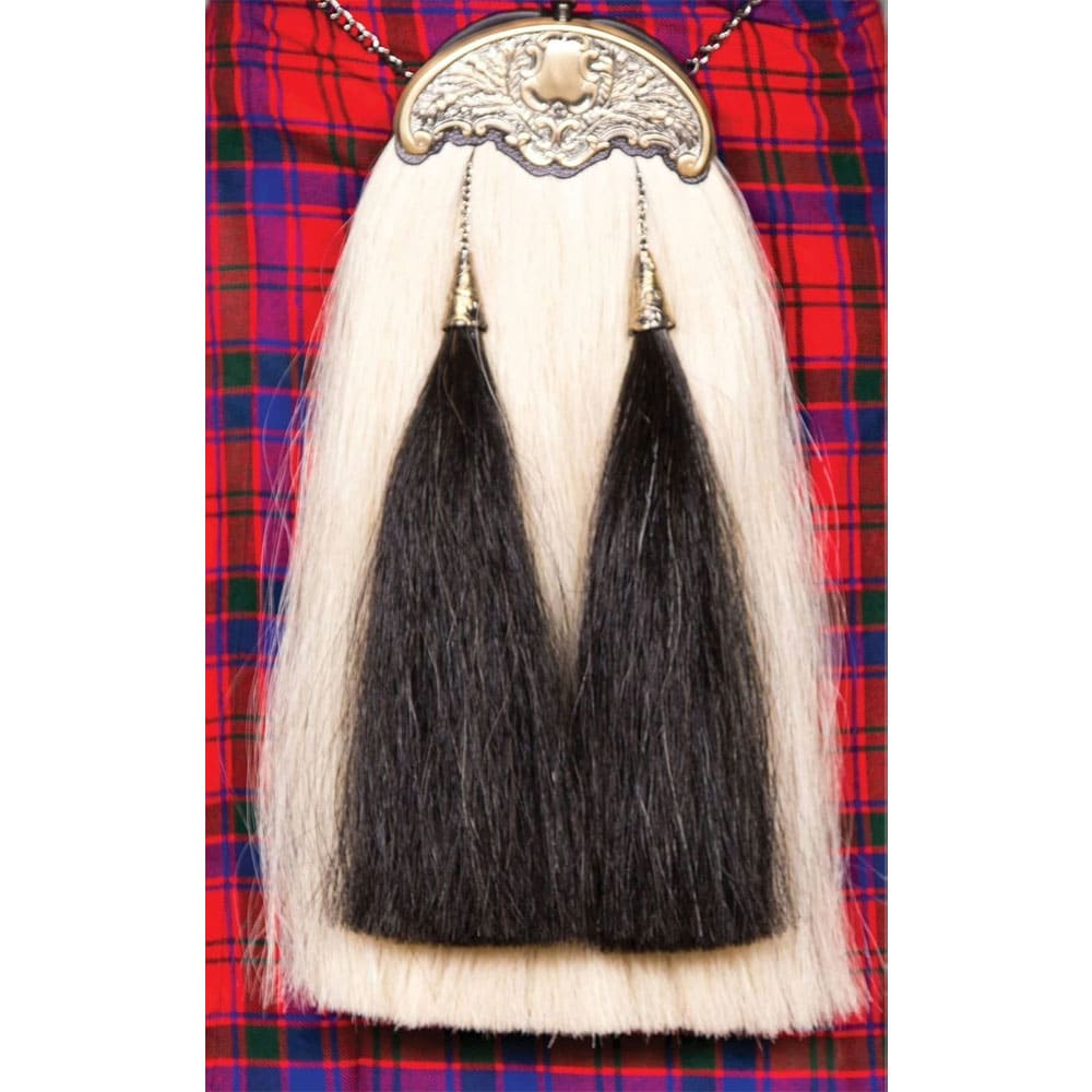 Black and White Horse Hair Sporran With Gold Cantle image 0