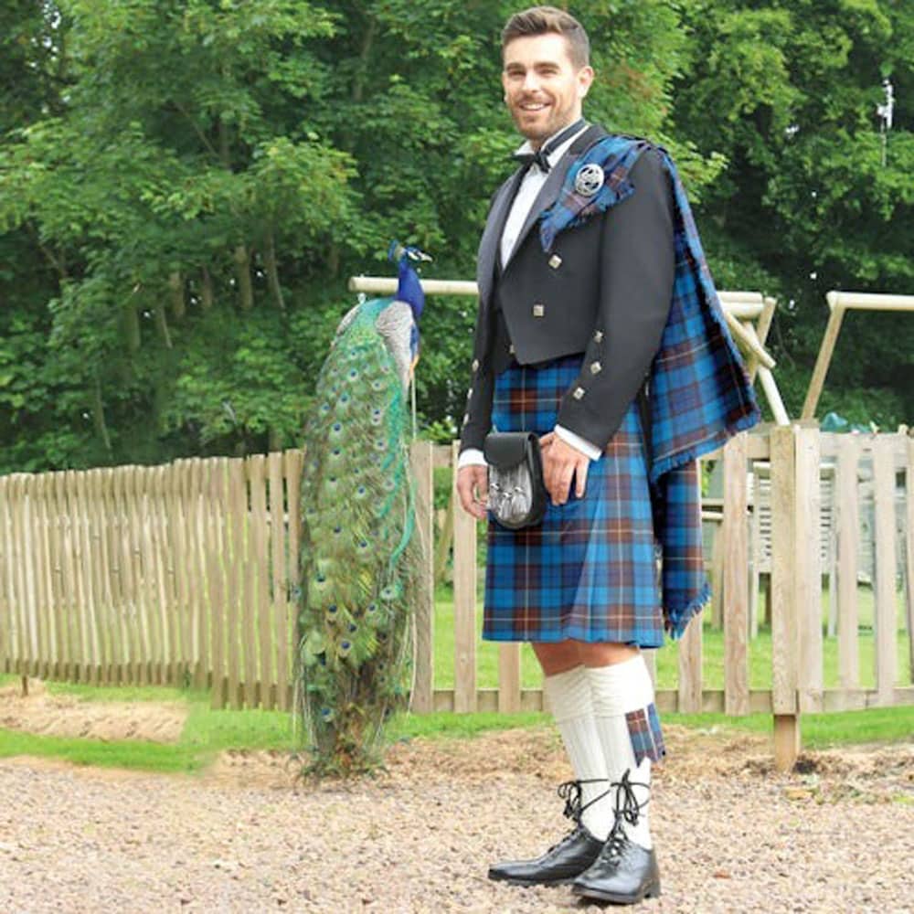 Men's 8 Yard Prince Charlie Kilt Outfit image 4