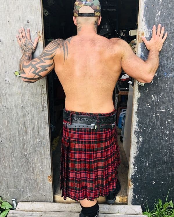 Macdonald Tartan Kilt For Men image 3