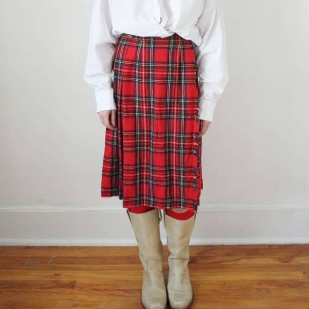 Women Royal Stewart Tartan Kilt image 0