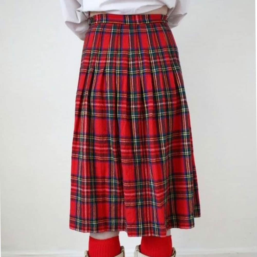 Women Royal Stewart Tartan Kilt image 1
