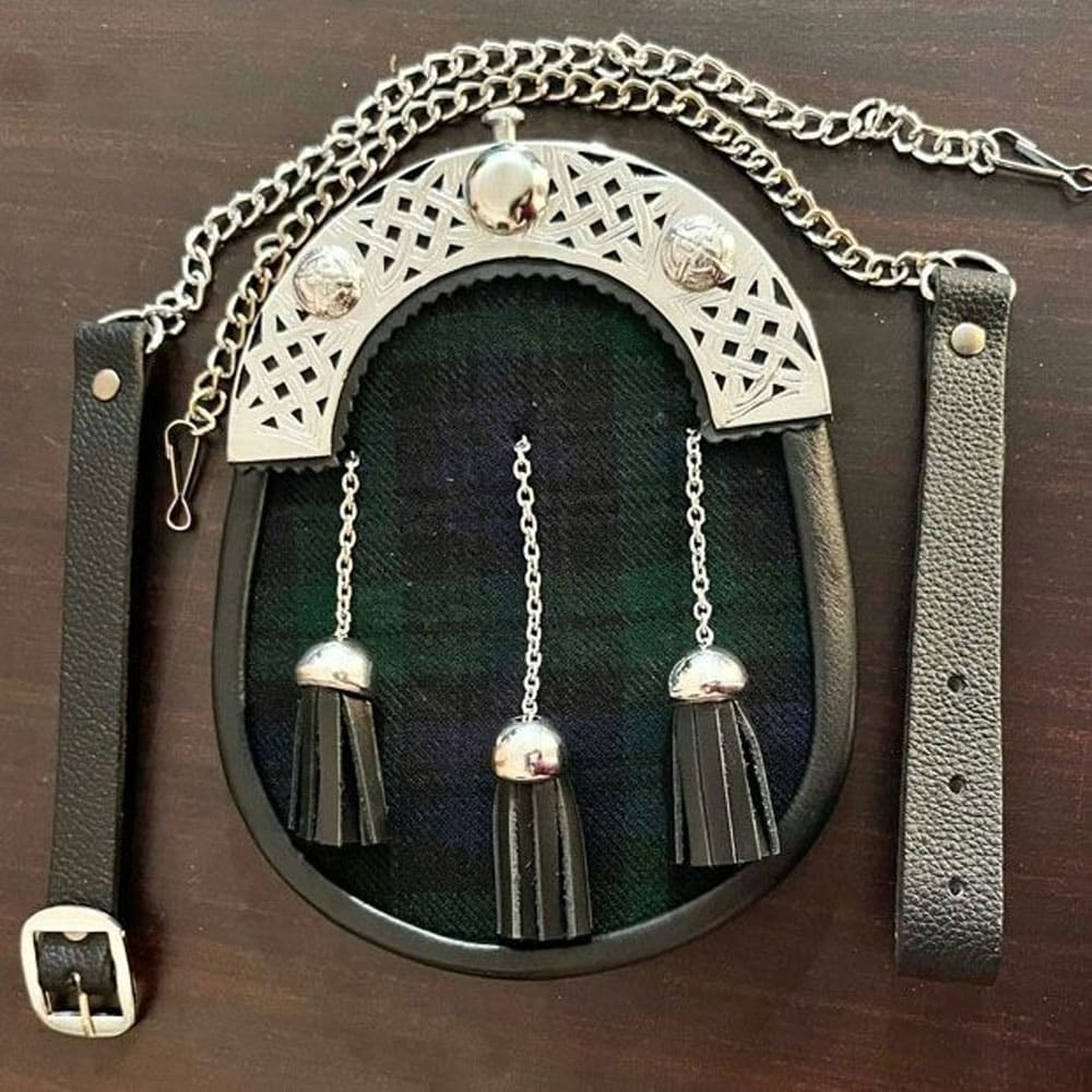 Black Watch Tartan Silver Cantle Sporran With Chain image 0